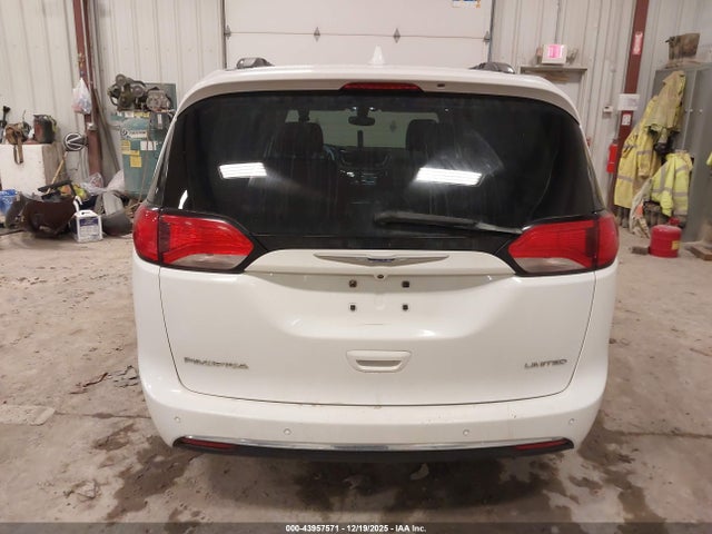 43957571 :رقم المزاد ، 2C4RC1GG6KR655425 vin ، 2019 Chrysler Pacifica Limited مزاد بيع