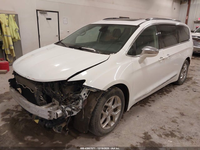 2019 CHRYSLER PACIFICA 2C4RC1GG6KR655425 Photo 1