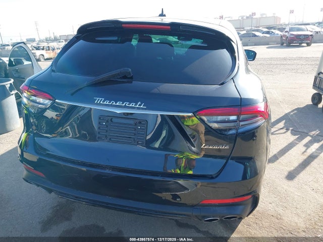 ZN661YUM3RX443734 Maserati Levante Modena Ultima