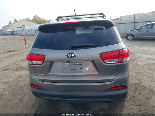 5XYPG4A58HG215031 KIA Sorento 3.3l Lx