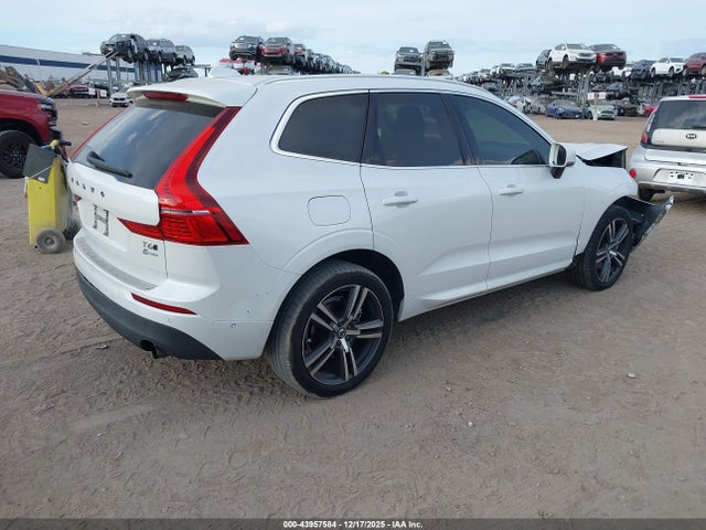 2019 VOLVO XC60 LYVA22RK4KB230886 Photo 3
