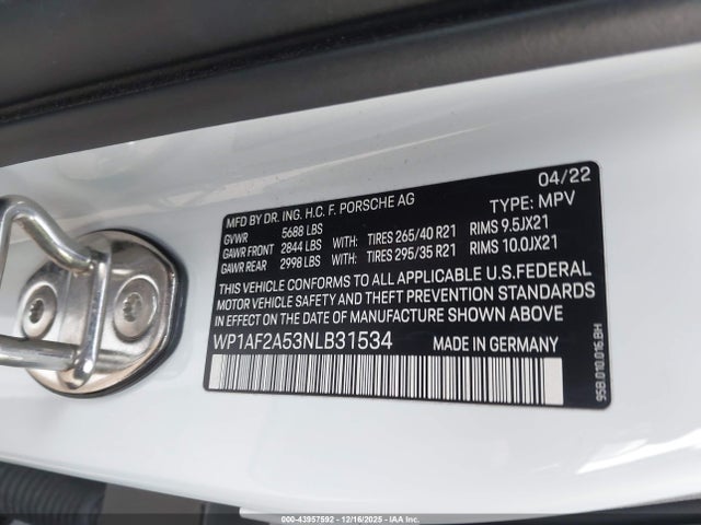 2022 PORSCHE MACAN WP1AF2A53NLB31534 Photo 8