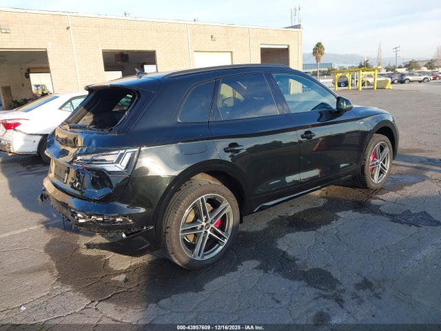 2025 AUDI Q5 WA1E2AFY8S2060774 Photo 3