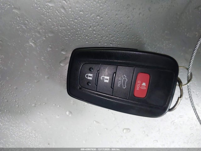Toyota Rav4 Xle Premium 2024 2T3C1RFV6RC295827 Image 11