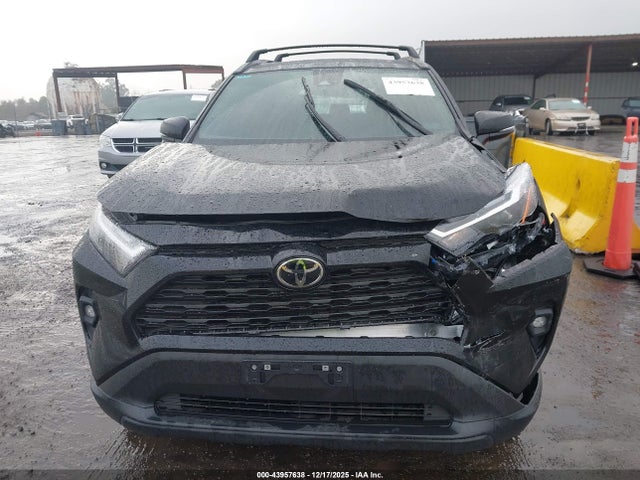 Toyota Rav4 Xle Premium 2024 2T3C1RFV6RC295827 Image 12