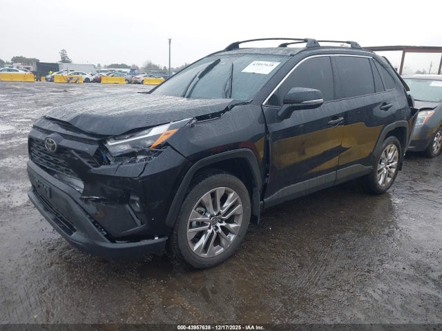 Toyota Rav4 Xle Premium 2024 2T3C1RFV6RC295827 Image 2