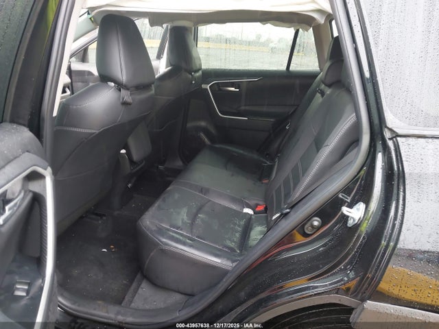 Toyota Rav4 Xle Premium 2024 2T3C1RFV6RC295827 Image 8