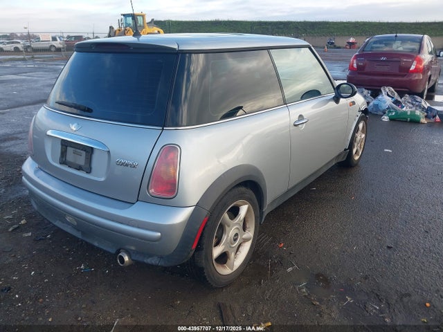 2004 MINI COOPER WMWRC33414TC49782 Photo 3