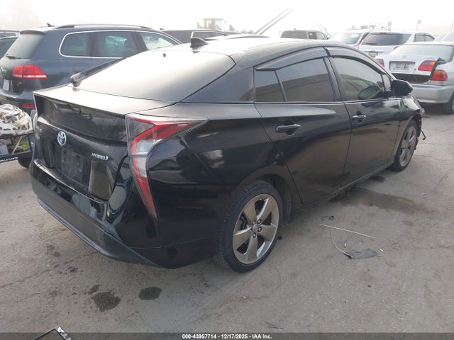 Toyota Prius 2017 JTDKARFU2H3029935 Image 17