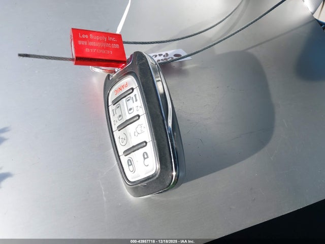 2C4RC1GG0JR117642 Chrysler Pacifica Limited