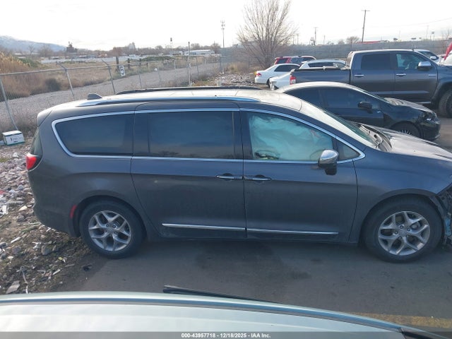 2C4RC1GG0JR117642 Chrysler Pacifica Limited
