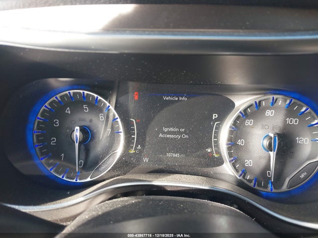 2C4RC1GG0JR117642 Chrysler Pacifica Limited