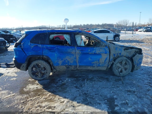 2021 Jeep Cherokee Altitude Fwd მანქანა იყიდება აუქციონზე, vin: 1C4PJLLB5MD232229, აუქციონის ნომერი: 43957721