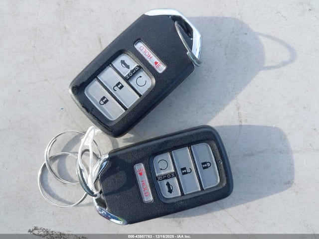 1HGCV3F21NA016932 Honda Accord Hybrid Sport