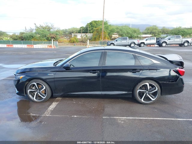 1HGCV3F21NA016932 Honda Accord Hybrid Sport