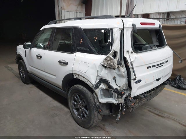 2022 FORD BRONCO SPORT 3FMCR9B61NRD31939 Photo 2