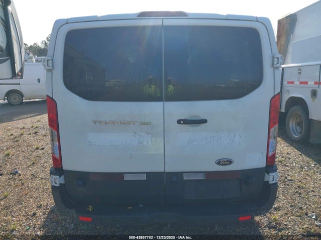 1FBZX2ZM6HKB28140 Ford Transit-350 Xl