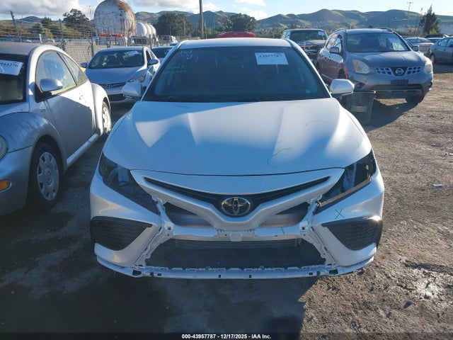 4T1K61AKXPU720160 Toyota CAMRY XSE