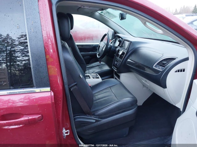 43957794 :رقم المزاد ، 2C4RC1BG8FR644519 vin ، 2015 Chrysler Town & Country Touring مزاد بيع
