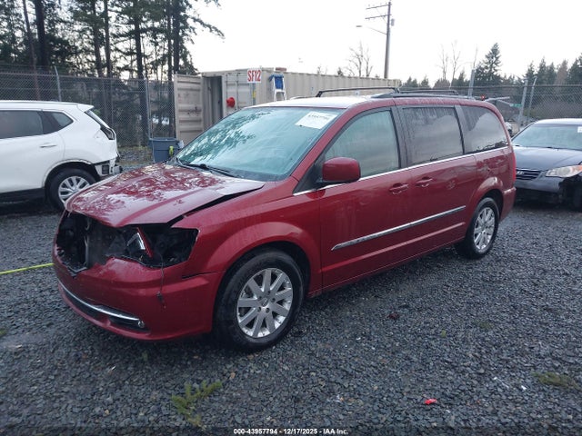 43957794 :رقم المزاد ، 2C4RC1BG8FR644519 vin ، 2015 Chrysler Town & Country Touring مزاد بيع