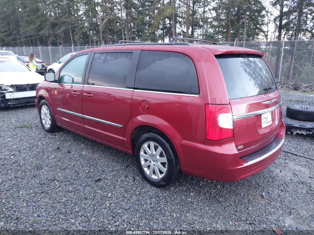 43957794 :رقم المزاد ، 2C4RC1BG8FR644519 vin ، 2015 Chrysler Town & Country Touring مزاد بيع