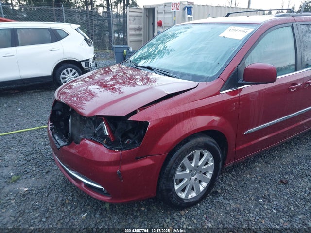 43957794 :رقم المزاد ، 2C4RC1BG8FR644519 vin ، 2015 Chrysler Town & Country Touring مزاد بيع