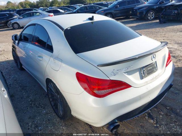 2014 MERCEDES-BENZ CLA 250 WDDSJ4GB9EN136499 Photo 2