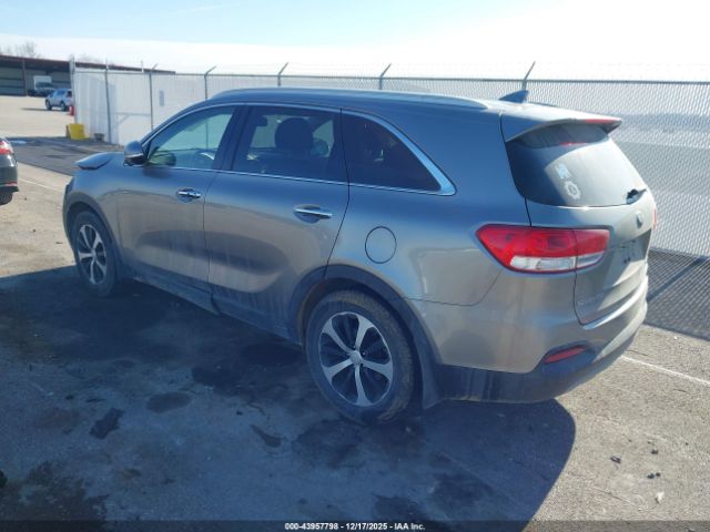 2018 KIA SORENTO 5XYPH4A5XJG359005 Photo 2