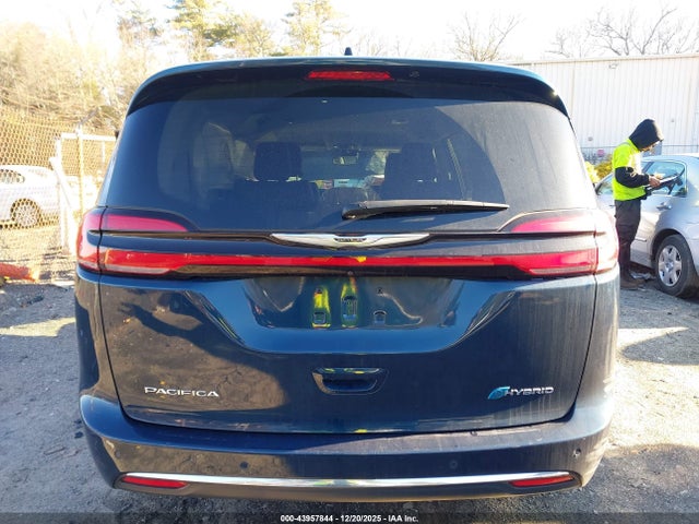 2023 Chrysler Pacifica Hybrid Touring L მანქანა იყიდება აუქციონზე, vin: 2C4RC1L77PR630840, აუქციონის ნომერი: 43957844