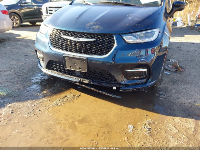 2023 Chrysler Pacifica Hybrid Touring L მანქანა იყიდება აუქციონზე, vin: 2C4RC1L77PR630840, აუქციონის ნომერი: 43957844