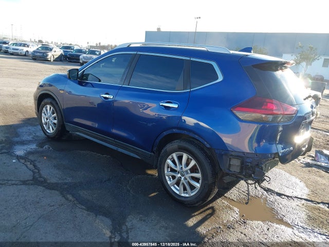 5N1AT2MTXJC808525 Nissan ROGUE SV