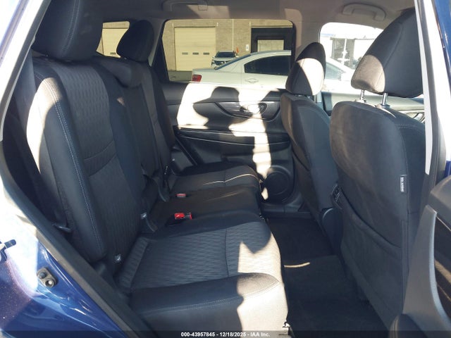 5N1AT2MTXJC808525 Nissan ROGUE SV