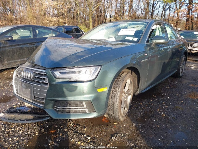 2017 AUDI A4 WAUENAF48HN022699 Photo 1