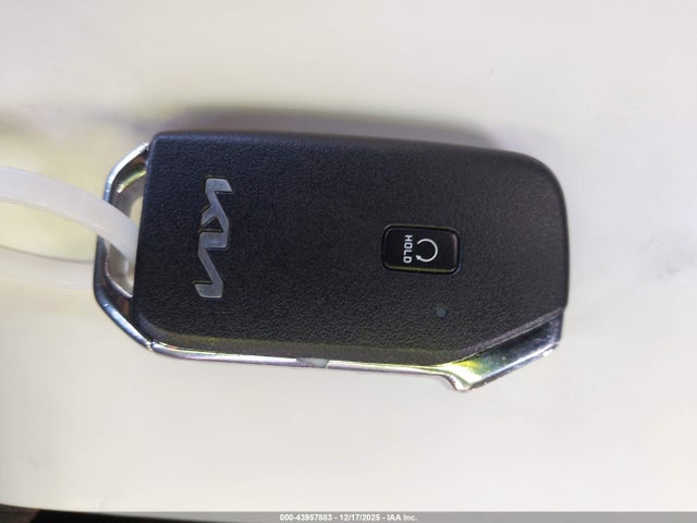 KNDJ23AU7N7151580 KIA Soul X-line