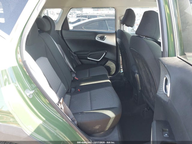 KNDJ23AU7N7151580 KIA Soul X-line