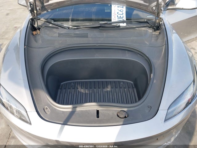 2025 TESLA MODEL 3 5YJ3E1EAXSF025000 Photo 9