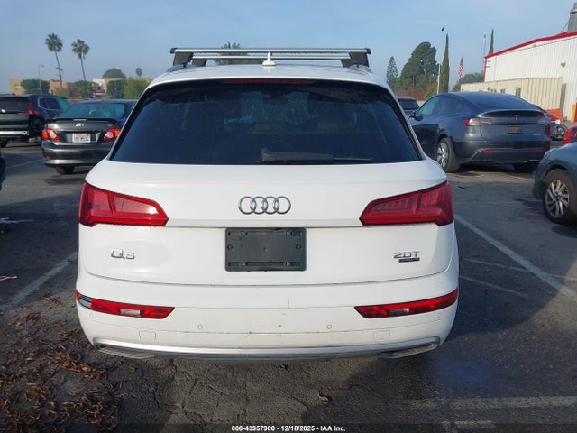 WA1BNAFY5J2146195 Audi Q5 2.0t Premium/2.0t Tech Premium