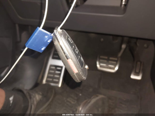 2020 AUDI Q3 WA1EECF31L1035648 Photo 10