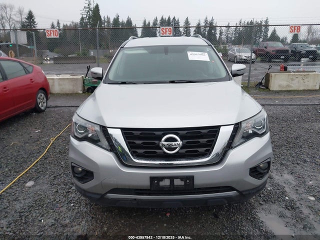 5N1DR2MMXKC599566 Nissan Pathfinder Sv