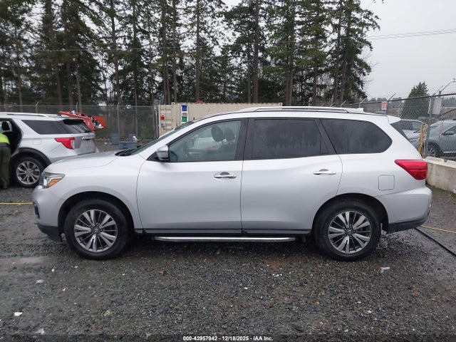 5N1DR2MMXKC599566 Nissan Pathfinder Sv