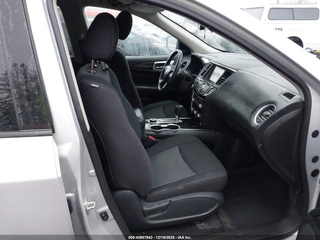 5N1DR2MMXKC599566 Nissan Pathfinder Sv
