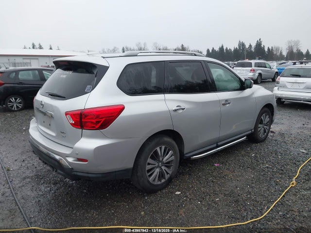 5N1DR2MMXKC599566 Nissan Pathfinder Sv