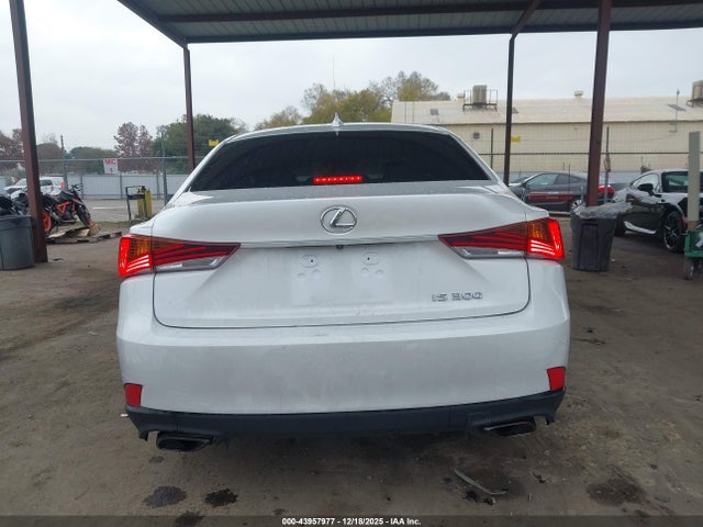 Продаж на аукціоні авто 2019 Lexus Is 300, vin: JTHBA1D24K5094864, номер лоту: 43957977