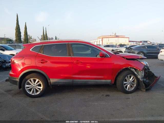 JN1BJ1CP9HW021736 Nissan Rogue Sport Sv