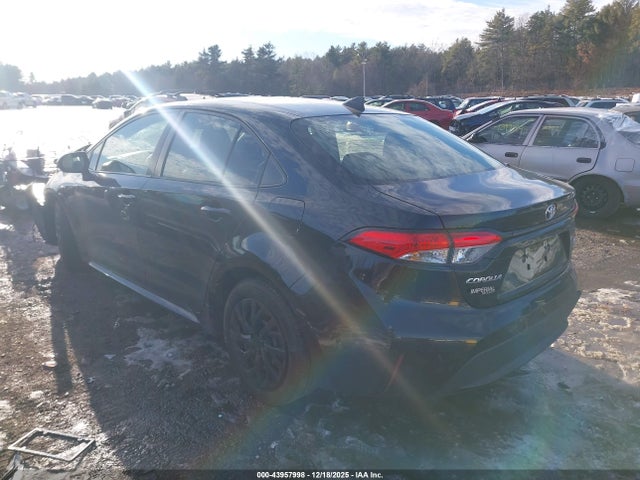 JTDEPMAE8NJ213427 Toyota COROLLA LE