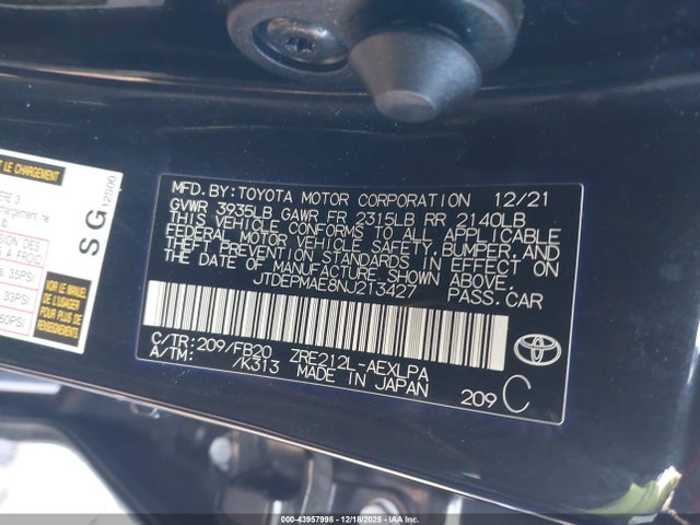 JTDEPMAE8NJ213427 Toyota COROLLA LE