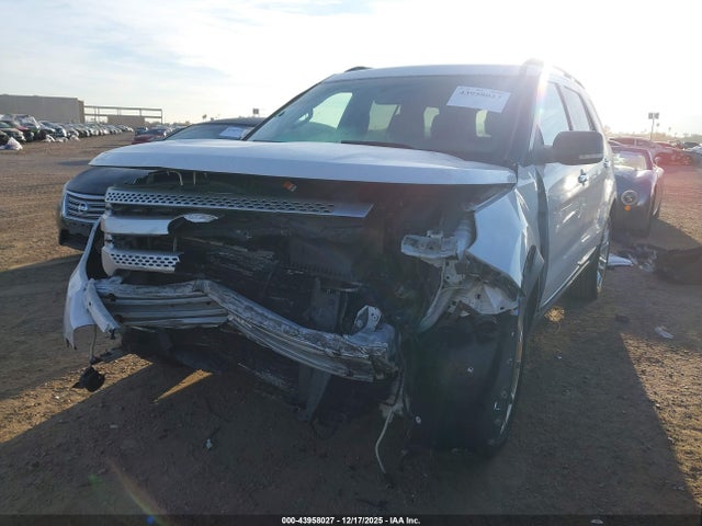 1FM5K7D82FGB40118 Ford EXPLORER XLT