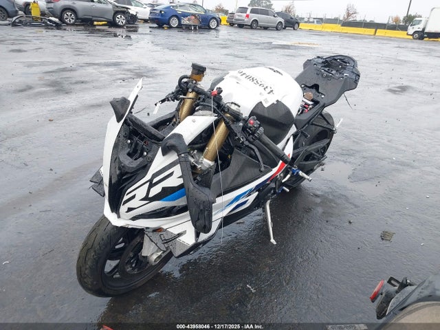 2024 BMW S 1000 WB10E6307R6K33090 Photo 1