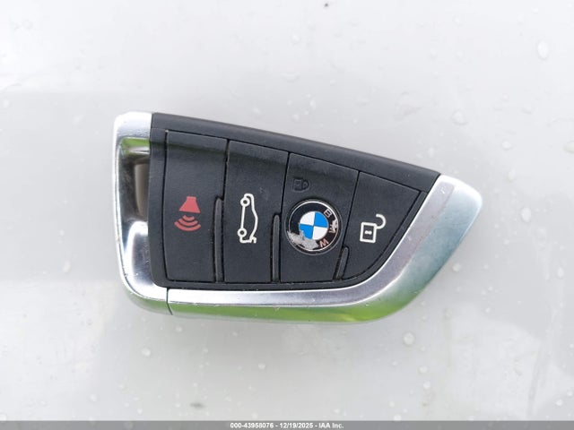 5UXKS4C5XF0N08193 BMW X5 Xdrive35d
