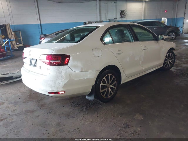 Продажа на аукционе авто 2017 Volkswagen Jetta 1.4t Se, vin: 3VWDB7AJ2HM205207, номер лота: 43958090
